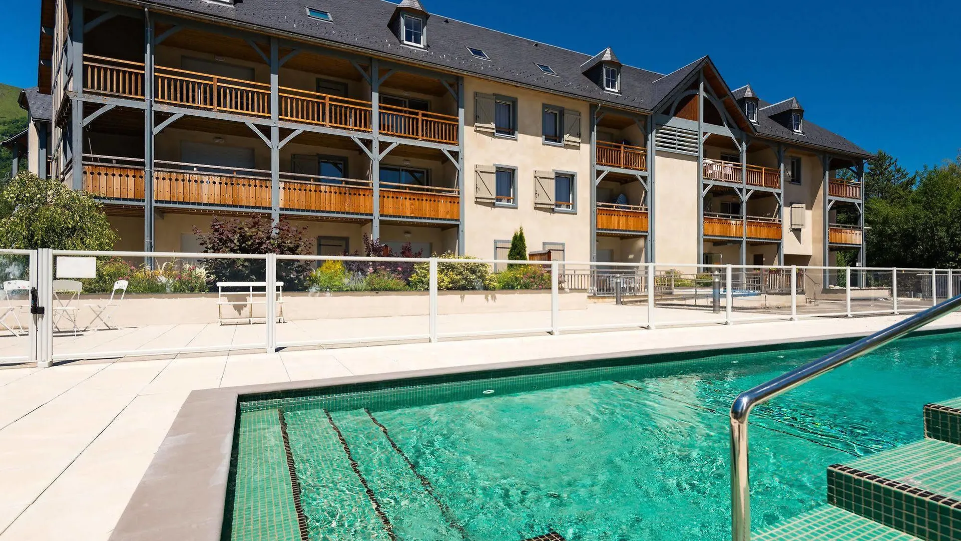 Apartahotel Lagrange Vacances Le Clos Saint Hilaire
